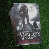 Cirque Du Freak: The Vampire's Assistant by Darren Shan English book
