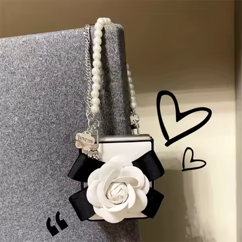 Korean Luxury Fresh Bow Pearl Mountain Camellia Bracelet Case for Samsung Galaxy Z Flip8 Z Flip7 Z F