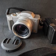 Panasonic Lumix dmc-fz1 ( 早期ccd數碼相機）