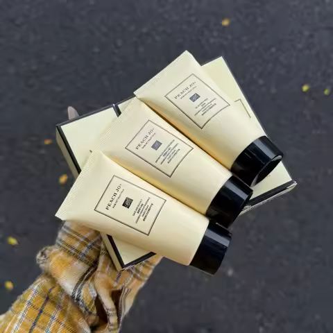 French Vitamin E Fragrance Hand Cream 50g Pear Azure Orchid Sage Sea Salt Blue Wind Chime Moisturizi