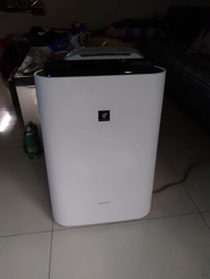 Lọc không khí bù ẩm SHARP KC E40