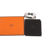 愛馬仕 Clic Clac 手鐲

愛馬仕 白色 x 銀色 [二手]