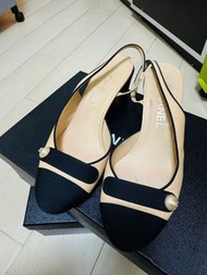 Chanel 雙色 Slingback 鞋
