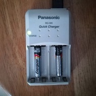 panasonic AA &amp; AAA 電池充電器 包電線 （非誠勿擾，會立刻入黑名單！只跟認真買家合作，別浪費大家的時間！ Cheap 人請翹道！Only serious buyers will be entertained)