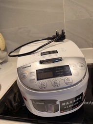 只使用了3次Toshiba 東芝電飯煲