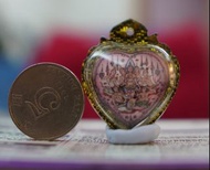 龍婆 Inn / 龍婆燕 心型愛神 (BE 2556)