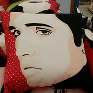 Elvis Character cushion 45x45