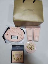 Gucci bloom cushion shower gel body lotion 連限量化妝袋  或 交換 小小卓賢