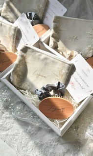 moonism 【客製化禮物】化妝袋仔墊梳禮盒 姊妹禮物