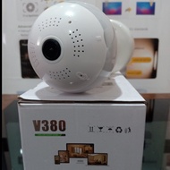 CCTV Wifi Kamera 2MP Bohlam Panorama Fisheye V380 Pro + Sd card 32 GB