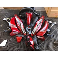 dàn áo sirius 50-110cc trắng đỏ tặng kèm tem siêu chất theo yêu cầu