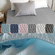 Cool Seersucker Embo Single Layer Mattress Cover Bed (Super Single / Queen Size)