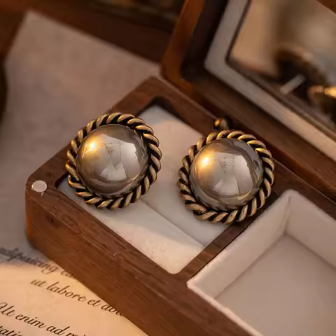 Vintage Gray Pearl Round Stud Earrings For Women Girls Elegant Metal Twist Pearl Geometric Earrings 