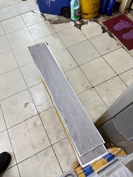 自黏PVC膠地板 #自貼膠地板#瓷磚#鎖扣地板