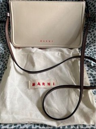 MARNI 側背包
