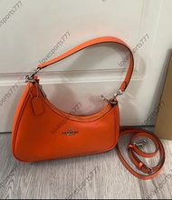 coach蔻馳Teri腋下包