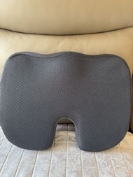 Humana U-Shaped Gel Cooling Cushion With Cover 凝膠坐墊
