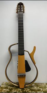 YAMAHA SLG130NW 靜音結他