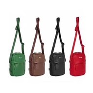 Supreme 23FW Leather Shoulder Bag 經典潮牌皮革單肩斜挎小包 街頭百搭輕便耐磨手機收納包 潮人必備穿搭配件|