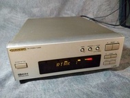 ONKYO安橋小型收音頭，T一405R，fm  tuner