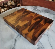 เขียงไม้ เขียงเอนเกรน (wood endgrain premium cutting board) ไม้จามจุรี กว้าง16xหนา2.5xยาว11นิ้ว(inch