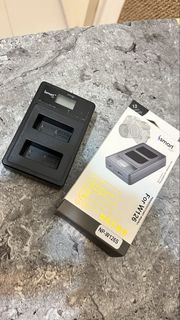 iSmart Digi NP-W126 w126s Dual Battery Charger 雙電池 充電器  for Fujifilm  極新淨 顯示屏保護貼都未移除