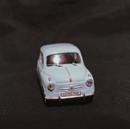 （售完）ZASTAVA750 老爺車模型擺件