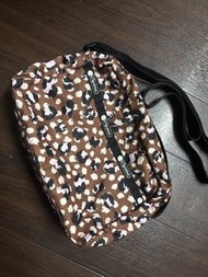 LeSportsac 豹紋斜孭袋