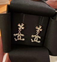 全新 full set 23P cc logo Chanel 四葉草 雪花 耳環