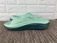 HOKA ONE ONE Ora Recovery Slide 3 1135061 MGTR Size 36-46 中性款 厚底柔軟腳感 舒適貼腳 一字拖鞋 霧綠清爽色 休閒出行運動恢復適用