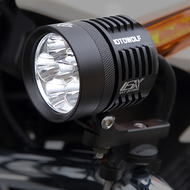 ไฟสปอร์ตไลท์ มอเตอร์ไซค์ หลอด CREE L6X LED 6ชิป กำลังไฟ 60watt มาพร้อม ครอบเหลือง 2 ชิ้น และ ขาจับ 2 ชิ้น 2Pcs Universal DIY หลอดไฟหน้ารถจักรยานยนต์มอเตอร์ไซด์กันน้ำไฟตัดหมอก Moto Spotlight สำหรับ Suzuki / Honda 10-24V