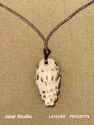 (Leisure Projects x Jaajr Studio) seashell necklace