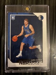 Luka Doncic #268 (RC) -2018-19 Panini NBA Hoops Rookie Card Dallas Mavericks