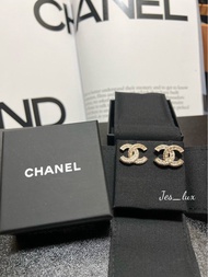 Vip Chanel Earrings 經典 CC 耳環 水鑽 23 全新 full set 情人節禮物
