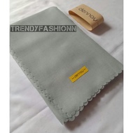 Jilbab/Hijab Segi Empat Deenay Polos LasetCut 100% Realpict