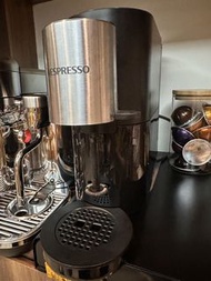 Nespresso Atelier 咖啡機連奶泡器