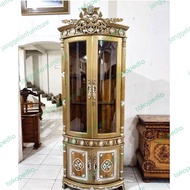 lemari hias sudut ruang tamu model cincin
