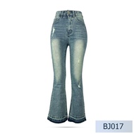 Niyom jeans รุ่น BJ017 กางเกงยีนส์ผู้หญิง ทรงขาม้า สียีนส์อ่อน แต่งริ้ว แต่งเฟด ผ้ายืด