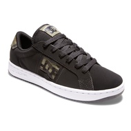 DC Mens Striker Shoes