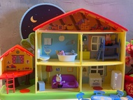 Peppa Pig屋 可發聲可發光 家具齊晒 配埋公仔