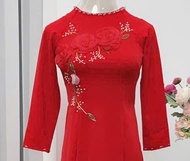 ÁO DÀI TRUYỀN THỐNG TUỔI TRUNG NIÊN CỔ TRÒN ĐÍNH NGỌC CỔ HOA NỔI SUI GIA CHO MẸ LỤA BẢO ANH MÀU ĐỎ H