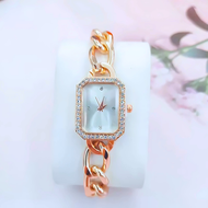 Jam Tangan Wanita Elegan Stainless Square Dial Berlubang Kristal Warna Silver/Pink Gold