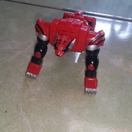 Zord part merah figur