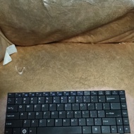 Axioo Neon MNW CNW RNW HNW Series MP-07G33US-430 6-80-W84T0-012-1 Chicony US Laptop Keyboard Removed