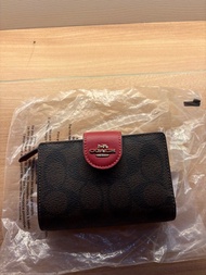 Coach 銀包 RedWine color 酒紅