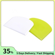 2 Pieces Dough Scraper Bowl Scraper Food-Safe Plastic Dough Cutter Flexible Plastic Scraper Practica