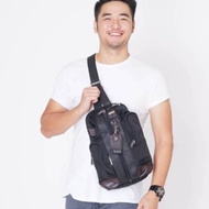 Imported MEN'S TUMI SARATOGA SLING BAG