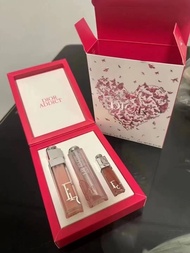 Hot Style Special/70 Lip Care Three-Piece Set Joint VersionColor Number Formal Dress Color-changing 