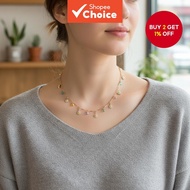 A versatile daisy choker necklace featuring a colorful enamel flower design, an elegant and chic acc