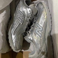 Preloved new Balance 204L